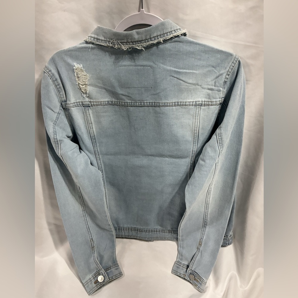 One 5 One Classic Light Wash Distressed Denim Jacket - Large - Picture 3 of 5